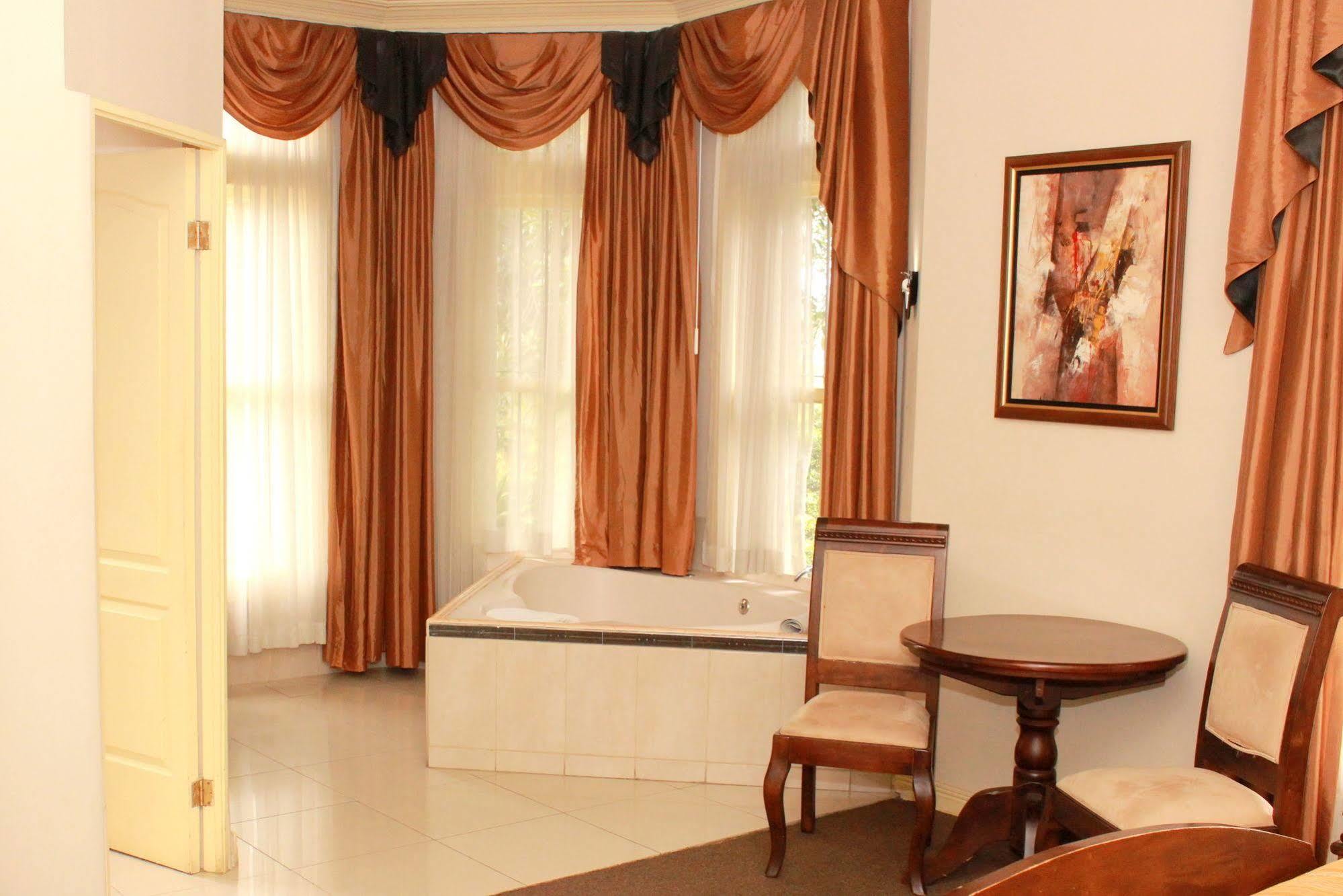 Sportsmens Lodge - Gentlemen'S Club (Adults Only) Сан-Хосе Екстер'єр фото